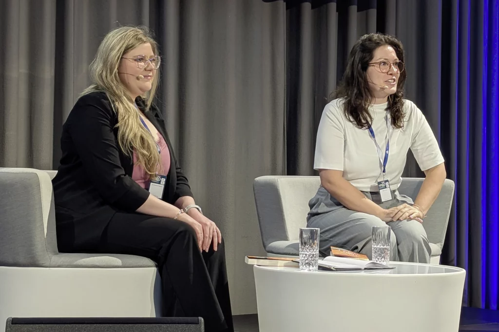 Michaela Bayer und Sara Loy